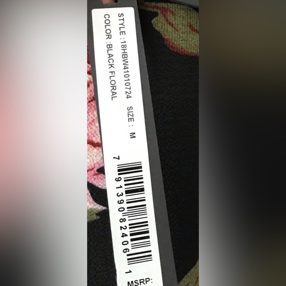 Harvé Bernard Floral Long Sleeve - Picture 6 of 7